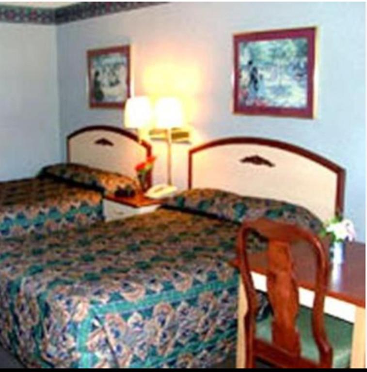 Budget Inn & Suites - Talladega Room photo
