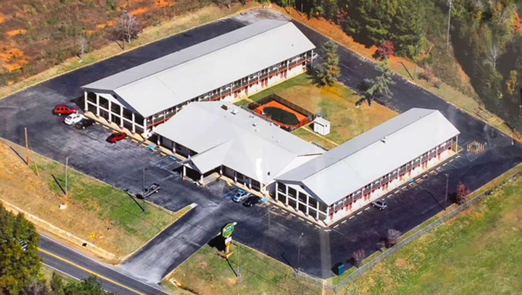 Budget Inn & Suites - Talladega Exterior photo